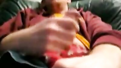 Handsome English Friends Cumshot Adventure!