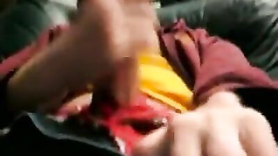 Handsome English Friends Cumshot Adventure!