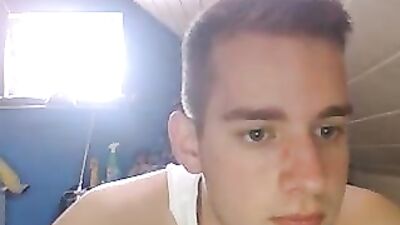 Attractive Guy: Amateur Cum Shots & Ass Play