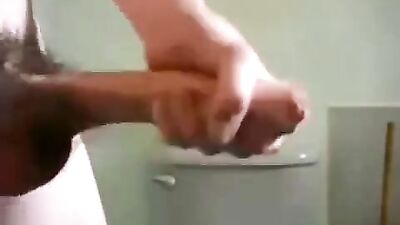 Snake Cum: Big Amateur Cocks Hot Wank - Gay Porn Video