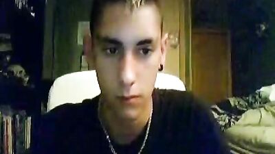 Gay Porn Pretty Face on Cam: Amateur Big Cocks Bisexual