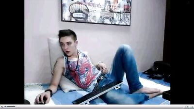 Young & Sexy Bylly - The Bisexual Amateur (190 characters)