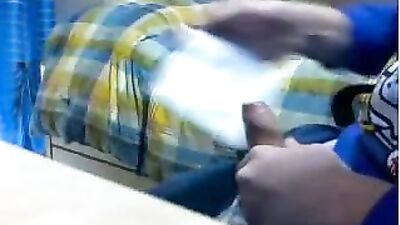 Willing To Show All Clen Cum