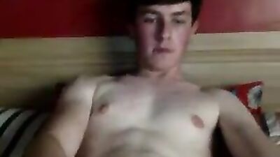 Gay Porn: Bedroom Masturbation Webcam
