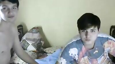 Gay Porn: Brothers Cumshots Action Amateur