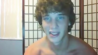 Cigar Cumming Amateurs: A Smoking Hot Experience!