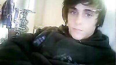 Hot Spanish Webcam Boy: Innocent Pleasureful Experience