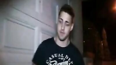 Gay Porn Blowjob in the Street - Amateur Cum Shots Handjob