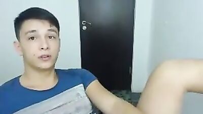 Mole Mania: Amateur Cum Shots and Handjobs!