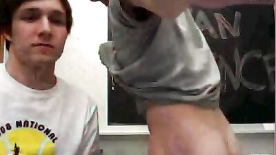 Cam4 Showoff Flirtatious Temptation