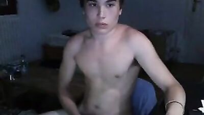 Quietly Masturbating: Amateur Cum Shots and Handjobs - A Gay Porn Video