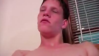 Lukes Web Cam Adventure: Exploring His Sexy Twink Side!