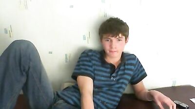 Young Cam Jock: Teenage Web-Cam Jerk!