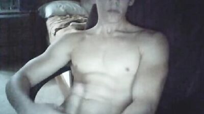 Young Muscular Freshmen - Amateur Cum Shots & Handjobs