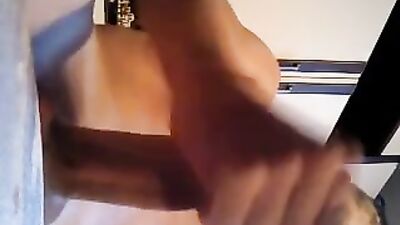 One Sexy Guy: Amateur Cum Shots Handjob Revisited!