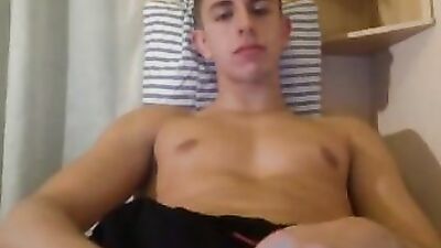 Russian Boy Love: Spanish Amateur Cumshots and Handjobs