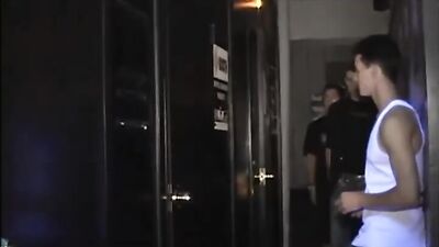 Gloryhole Suckers: Amateur Cum Shots in the Dark!