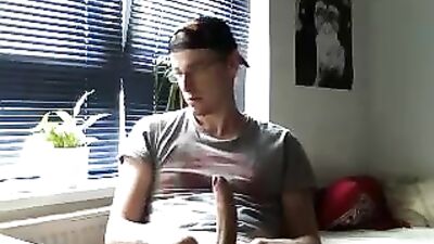 Big Cocks Amateurs Handjobs: The Ultimate Gay Porn Experience