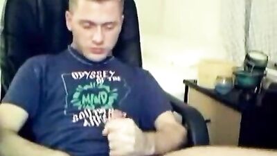 Cum on my face: Amateur Webcam Cumshots