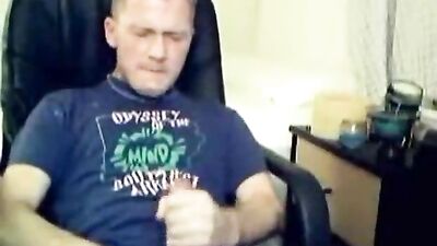 Cum on my face: Amateur Webcam Cumshots