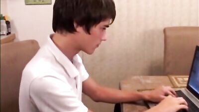 Twink Bedroom Adventures: Damien Lucas Strikes Again!