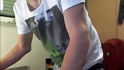 Mega Cum Shots: Old-School Smoothness!