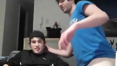 Webcam Twink Blowjob - Amateur Oral Delight on XVideoVault!