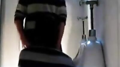 Free Public Toilet Sex - Bareback Amateur Action on Freeamateursextube.com