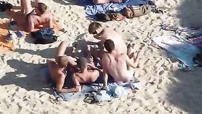 Beach Boys: Nude Adventure