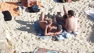 Beach Boys: Nude Adventure