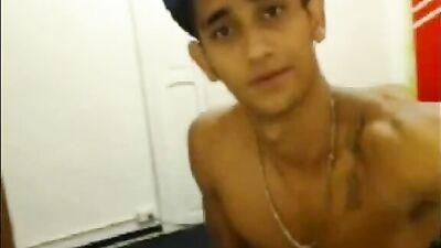 Painful Amateur First-Time Fuck: Ultimate Bareback Experience