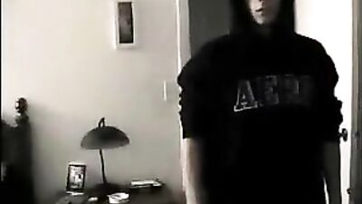 Schoolboy Video striptease