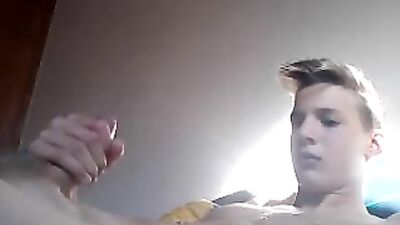 Bwixxen 169: Hardcore Menage-a-Trois with Hunky Studs!