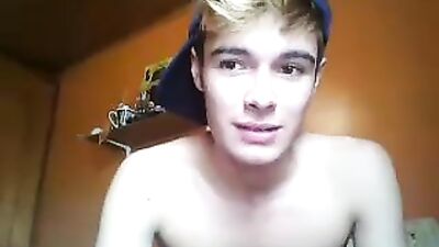 Fit Hottie Blond Shoots Big Load Returns - The Ultimate Amateur Cock-Sucking Experience!