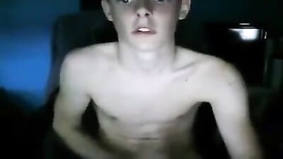 Gay Porn Wanker 2 - Web-Cam Solo Blond Boys