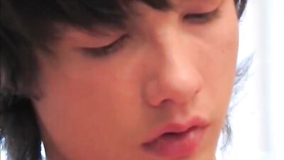 Lanky Lover: Amateur Cum Shots Solo!