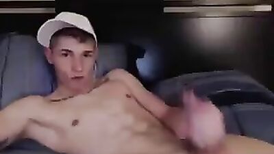 GREAT POSTURE: Web-Cam SOLO STUDS RAW PORN