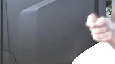 Gangbang Cum Show: Amateur Solo Wank