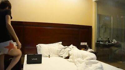 Watching Porn and Jacking Off - Gay Web-Cam Cum Shots