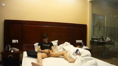 Watching Porn and Jacking Off - Gay Web-Cam Cum Shots