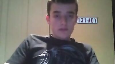 Young Spanish Webcammer - A Sensual Experience!