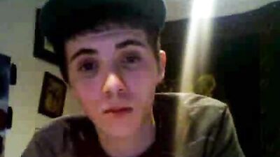 Wanking Sk8ter: Web-Cam Solo with Gay Porn Stars!