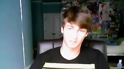 Gay Porn: Taylors Web-Cam Solo Handjob Adventure!