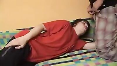 Getting down with hot guys! (167 chars)