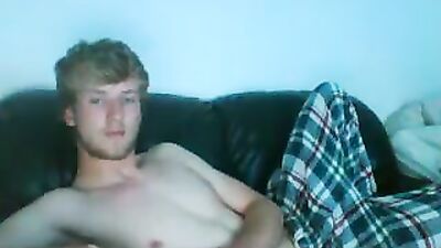 Blond Excitement Handjob - Amateur Cum Shots: The Ultimate Gay Porn Experience!