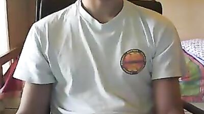 Young Attractive: Amateur Solo Handjob Adventure!