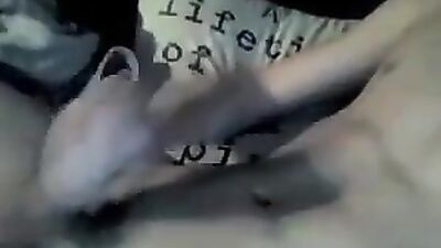 Young Webcam Masturbator: Amateur Cum Shots and Handjobs