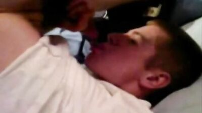 Flexible Twink Self Suck: Exploring Gay Porns Best Amateur Solo Performances!