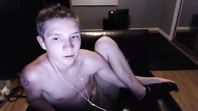 Young Bliss: Amateur Solo Boys on Cam!