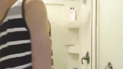 Hung-Lads Shower Fun with Buddy: Action Packed Gay Porn Video!